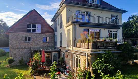 Bild von Einzigartige Villa bzw. Gebäudeensemble auf parkähnlichem Grundstück!!! - provisionsfrei -
