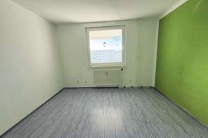 Attraktive 3,5 Zimmer-Wohnung mit Loggia in Westhagen mit viel Potenzial in guter Lage – Jenaer Str. 23, 38444 Westhagen, Wolfsburg – Vorschaubild 5