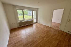 Modernes Wohnen ohne Barrieren: Helle 3-Zimmer-Wohnung mit Balkon in Salzgitter – 38229 Gebhardshagen, Salzgitter – Vorschaubild 1