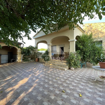 Rustikales Haus mit Pool und Orangenbaumplantage in La Pobla Llarga, Valencia