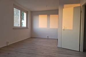 Familienfreundlich wohnen mit Mietrabatt und Stellplatzmöglichkeit ! – Richard-Paulick-Straße 5, 6124 Südliche Neustadt, Halle (Saale) – Vorschaubild 2