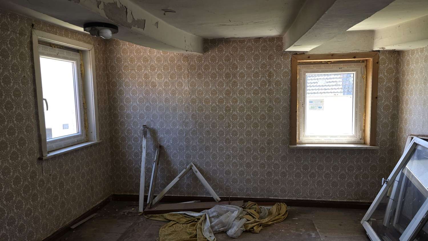 Doppelhaushälfte, die einer Sanierung bedarf, mit Anbau, Werra Meißner Kreis – Bild 4