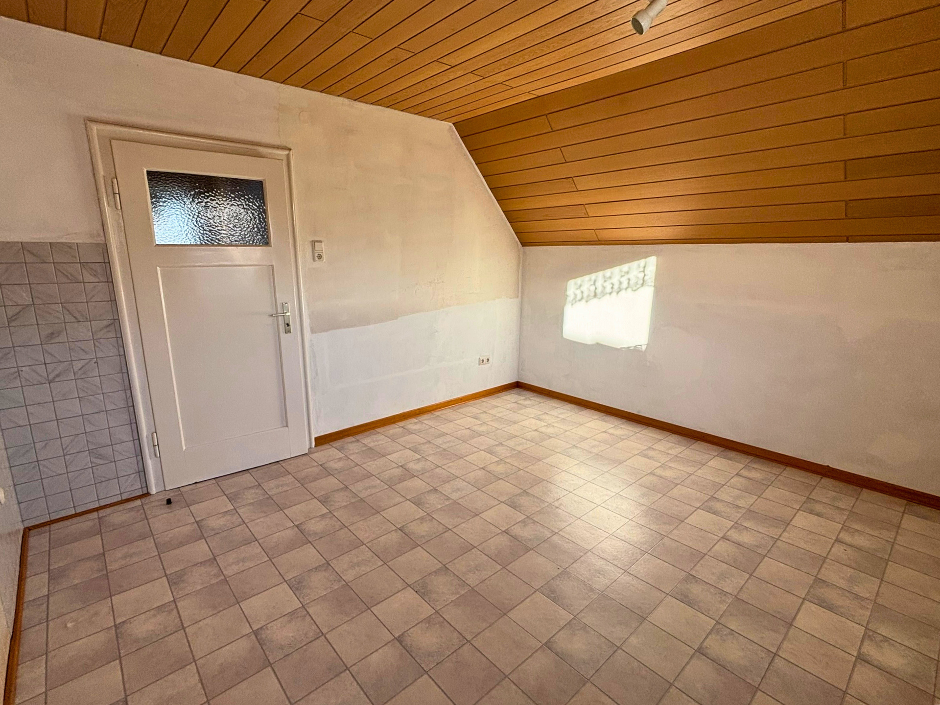 Immobilie in Aerzen - Vielseitiges Ein- bis Zweifamilienhaus in Aerzen – Ideal für Familien & Mehrgenerationenwohnen - Bild 0