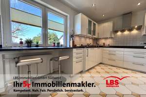 Ein echtes Juwel in beliebter Wohnlage!
-Exklusives Zweifamilienhaus  mit grüner Wohlfühloase-

 – Die vollständige Adresse der Immobilie erhältst du vom Anbieter., 76461 Muggensturm – Vorschaubild 7
