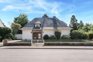 Stilvolle Villa mit großzügigem Grundstück in direkter Rheinnähe – Die vollständige Adresse der Immobilie erhältst du vom Anbieter., 40593 Urdenbach, Düsseldorf – Vorschaubild 6