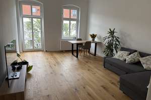 ZWISCHENMIETE (2-3 MO) - Sonnige, möblierte 2-Zimmer-Dachgeschosswohnung – Die vollständige Adresse der Immobilie erhältst du vom Anbieter., 10245 Friedrichshain, Berlin – Vorschaubild 8