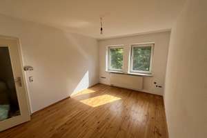 Wohnen mit Charakter: Kompakte 1-Zimmer-Wohnung in Regensburg Kasernenviertel