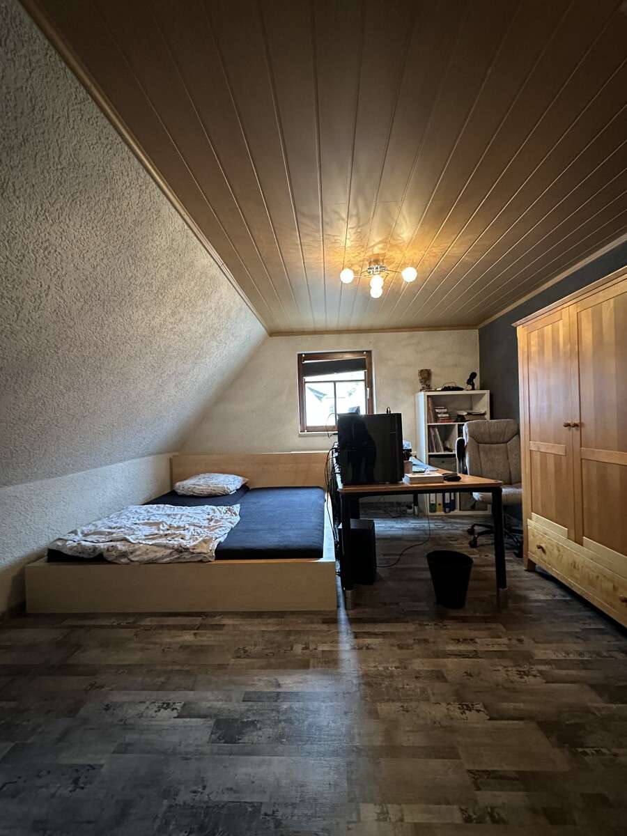 Immobilie in Forchtenberg - Ideal geeignet für Handwerker, Eigennutzer oder Kapitalanleger: Haus mit Garage und großer Scheune - Bild 1