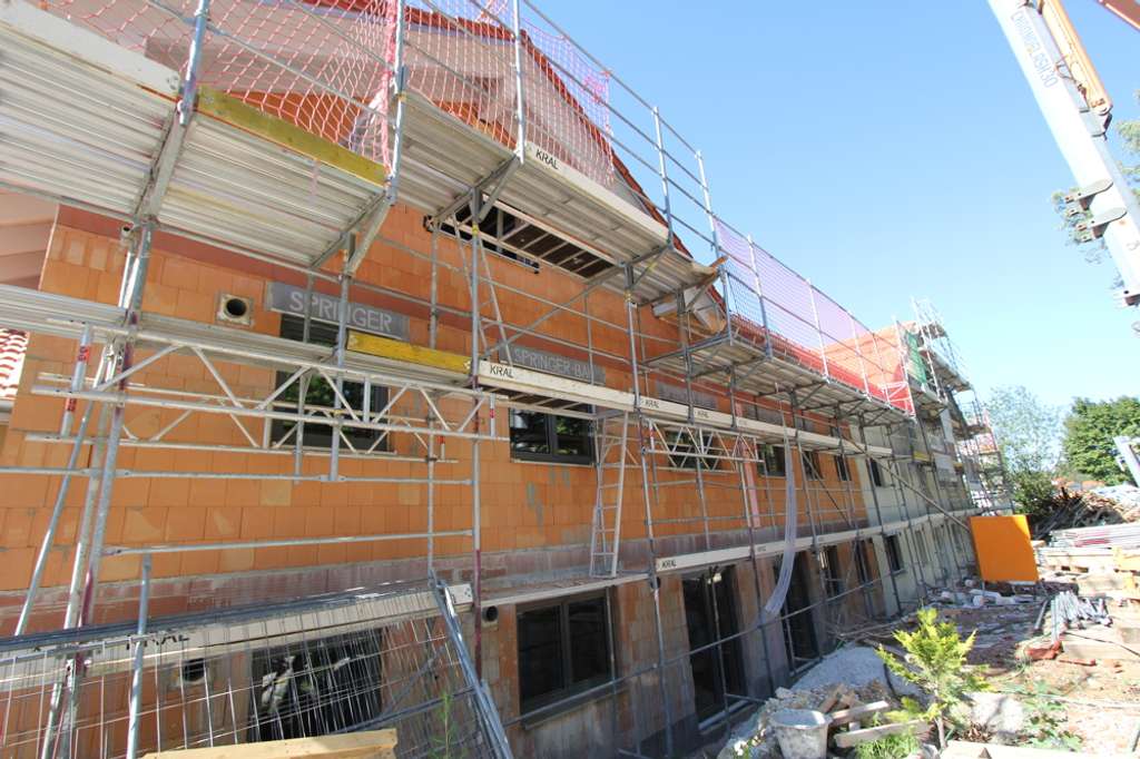 Immobilie in Wittibreut - IMMO MAIER -WOHNEN im GRÜNEN- MIT GUTEM GEWISSEN - KFW40 EE IM EINKLANG MIT DER NATUR-provisionsfrei - Bild 3