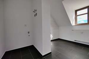 Moderne 2-Raum-Dachgeschoß in zentraler Lage!!! – Pleißbachstr. 3, 9113 Schloßchemnitz, Chemnitz – Vorschaubild 8