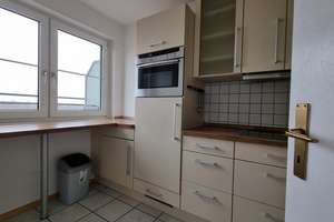 Möblierte Maisonette-Wohnung über den Dächern von Ingolstadt, (nähe Klinikum, Westpark) – Cusanusstraße 2, 85049 Friedrichshofen-Hollerstauden, Ingolstadt – Vorschaubild 7