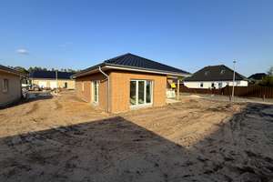 Neubau-Klinkerbungalow in beliebter Lage – Die vollständige Adresse der Immobilie erhältst du vom Anbieter., 29313 Hambühren – Vorschaubild 9