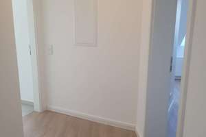 Eutritzsch - sonnige 2-Raum-Dachgeschosswohnung in ruhiger Lage mit Tageslichtbad und Dusche – Anhalter Straße 24, 4129 Eutritzsch, Leipzig – Vorschaubild 4