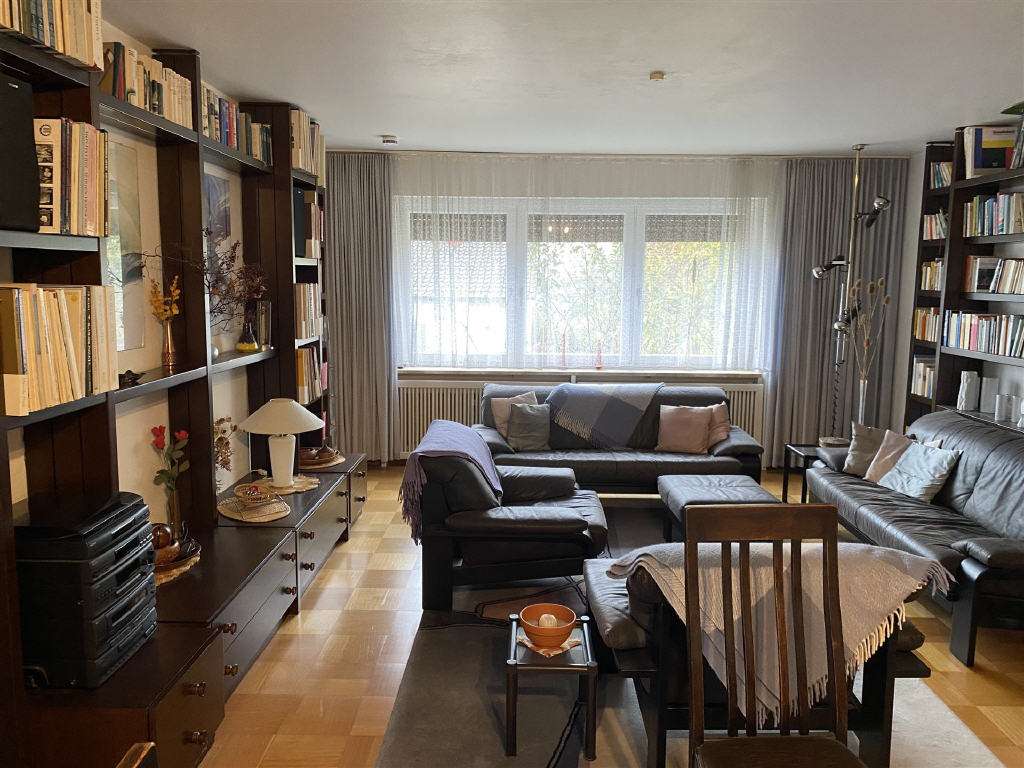 Immobilie in Obertaufkirchen - Sofort frei - 4-Zimmer Maisonettewohnung mit Garten in Obertaufkirchen - Nähe A94! - Bild 2