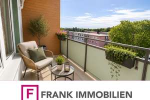FRANK IMMOBILIEN - Ankommen im Rudower Dorfkern- 2,5-Zimmer- Aufzug - Weitblick – Die vollständige Adresse der Immobilie erhältst du vom Anbieter., 12357 Rudow, Berlin – Vorschaubild 1