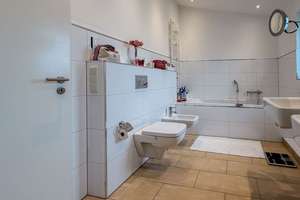EXKLUSIVES PENTHOUSE IN DÜSSELDORF-WITTLAER – Die vollständige Adresse der Immobilie erhältst du vom Anbieter., 40489 Wittlaer, Düsseldorf – Vorschaubild 19