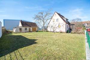 ***HANDWERKER AUFGEPASST: HAUS MIT POTENZIAL + 716 QM   GRUNDSTÜCK*** – Die vollständige Adresse der Immobilie erhältst du vom Anbieter., 91126 Rednitzhembach – Vorschaubild 2