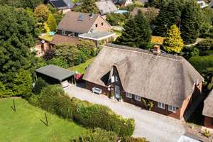 Idyllisches Friesenhaus unter Reet in bevorzugter Wohnlage – Die vollständige Adresse der Immobilie erhältst du vom Anbieter., 25920 Risum-Lindholm – Vorschaubild 4