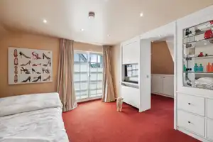 Property thumbnail 13