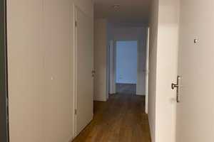 Perfekt geschnittene 4-Zimmer-Wohnung mit Einbauküche, Balkon (Loggia) und Gäste-Bad! – Biedenkopfer Str. 44-54, 13507 Berlin – Vorschaubild 3