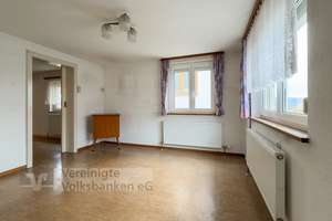 SANIERUNGSBEDÜRFTIGES EFH MIT SCHEUNE & EINZELGARAGE IM HERZEN VON PLIEZHAUSEN! – Die vollständige Adresse der Immobilie erhältst du vom Anbieter., 72124 Pliezhausen – Vorschaubild 7