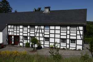 PARADIES IM GRÜNEN !!! – Soest (Kreis) – Vorschaubild 1