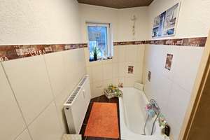 Stilvoll Wohnen wo andere Urlaub machen - mit Fernblick und attraktiver Einliegerwohnung – Die vollständige Adresse der Immobilie erhältst du vom Anbieter., 99885 Luisenthal – Vorschaubild 20