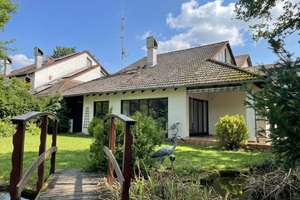 Einfamilienhaus mit separater Einliegerwohnung und wunderschönem Garten im Herzen von Seeheim – Die vollständige Adresse der Immobilie erhältst du vom Anbieter., 64342 Seeheim-Jugenheim – Vorschaubild 1
