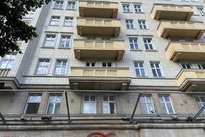 Stilvolle Wohnung im Denkmalensemble Karl-Marx-Allee – 7. Etage mit Aussicht – Die vollständige Adresse der Immobilie erhältst du vom Anbieter., 10243 Friedrichshain, Berlin – Vorschaubild 3