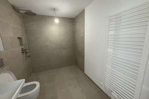 Moderne 2-Zimmer-Neubauwohnung mit Loggia – barrierefrei in grünem Quartier in Weißensee Pankow – Roelckestraße 110, 13086 Weißensee, Berlin – Vorschaubild 18