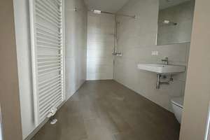 Lichtdurchflutete 3-Zimmer Wohnung mit großer Loggia – Kattenbrookstrift 173, 30539 Bemerode, Hannover – Vorschaubild 3