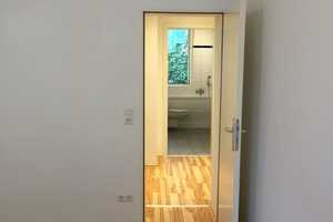 Stilvolle 2-Zimmer-Wohnung mit großer Wohnküche & grünem Balkon – Hannover – Vorschaubild 7