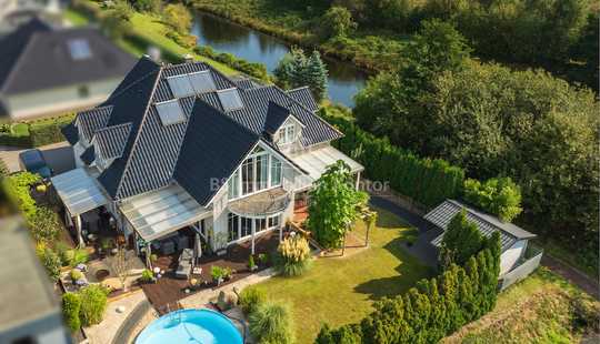 Bild von Stilvolles Einfamilienhaus mit ELW in begehrter, ruhiger und zentraler Lage von Papenburg Untenende