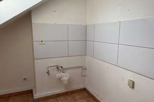 Kleine 2-Zimmer Dachgeschoss Wohnung in Krefeld Zentrum – Westwall 136, 47798 Stadtmitte, Krefeld – Vorschaubild 10