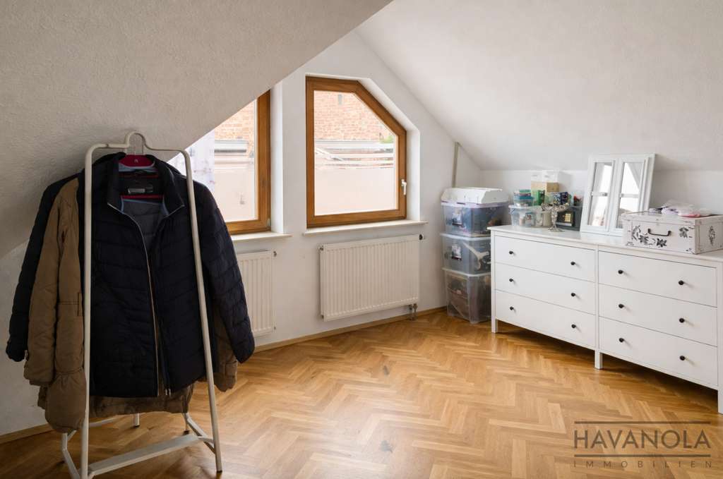 Immobilie in Haibach - Moderne 3 Zi.- Eigentumswohnung mit Fußbodenheizung, Parkett, Balkon in ruhiger Lage - Bild 2