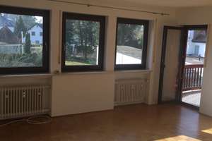 Wohnen im Grünen, helle 4,5-Zimmer-Wohnung in Nürnberg,Südbalkon mit Blick ins Grüne – Die vollständige Adresse der Immobilie erhältst du vom Anbieter., 90453 Katzwang, Reichelsdorf Ost, Reichelsdorfer Keller, Nürnberg – Vorschaubild 5