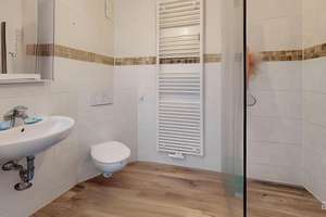 Property thumbnail 14