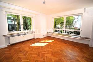 Energetisch sanierte 2-Familien Villa! Viel Platz für die Familie oder zum Wohnen mit mehreren Ge... – Die vollständige Adresse der Immobilie erhältst du vom Anbieter., 42853 Stadtpark, Remscheid – Vorschaubild 12