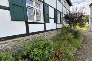 Ein historisches Schmuckstück in Bestlage – Denkmalgeschütztes Fachwerkhaus in Essen-Heisingen