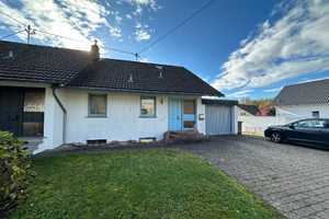 Ihr neues Zuhause: Familienfreundliche DHH mit Kaminofen, 522 m² Grdst. und sonnigem Balkon! – Altenkirchen (Westerwald) (Kreis) – Vorschaubild 4