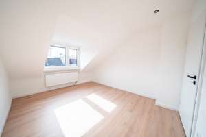 Frisch kernsanierte, lichtdurchflutete 2-Zimmer-Dachgeschosswohnung mit Balkon – 67061 Süd, Ludwigshafen am Rhein – Vorschaubild 6