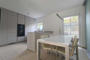 ** Vor den Toren Frankfurts - Exklusive Doppelhaushälfte mit neuer Luxus-EBK, Wall-Box & Garage! ** – Heinrich-Heine-Straße 12, 63303 Dreieich – Vorschaubild 10