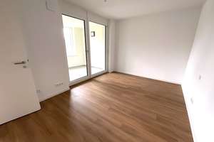 Attraktive 3-Zimmer-Wohnung mit Loggia und Einbauküche – Zerzabelshofstraße 13, 90478 Ludwigsfeld, Nürnberg – Vorschaubild 4