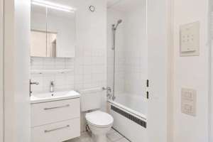Helles Apartment mit großzügigem Balkon mit Blick ins Grüne – Die vollständige Adresse der Immobilie erhältst du vom Anbieter., 81539 Obergiesing, München – Vorschaubild 10