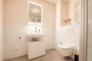 Bezugsfreie 1-Zimmer-Wohnung mit Loggia im Erstbezug nach Modernisierung! – Kölner Straße 44, 40211 Stadtmitte, Düsseldorf – Vorschaubild 15