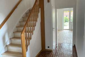 Ideal für eine Familie mit Freude am Garten in diesem renovierten Endreihenhaus in Norderstedt