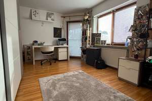 Attraktive 3,5-Zimmer-Wohnung mit gehobener Innenausstattung mit Balkon und EBK in Stockach – Die vollständige Adresse der Immobilie erhältst du vom Anbieter., 78333 Stockach – Vorschaubild 6