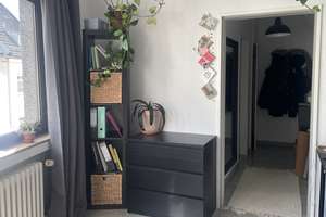 UNTERMIETE: 1-Zimmer-Wohnung mit seperatet Küche am Hansaring  – Die vollständige Adresse der Immobilie erhältst du vom Anbieter., 50668 Altstadt/Nord, Köln – Vorschaubild 4
