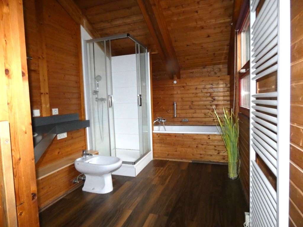 Immobilie in Weisenbach - WEISENBACH: Bauhausstilhaus mit ELW  in unverbaubarer  Aussichtslage - Bild 5