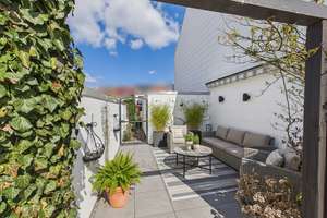 Sonnige Oase am Reihenende: Garten, Terrassen und Balkon inklusive – Die vollständige Adresse der Immobilie erhältst du vom Anbieter., 90455 Kornburg, Worzeldorf, Nürnberg – Vorschaubild 9